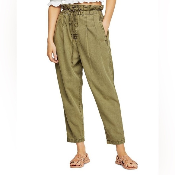 Free People Margate Pleated Paperbag Trouser - Picture 2 of 11